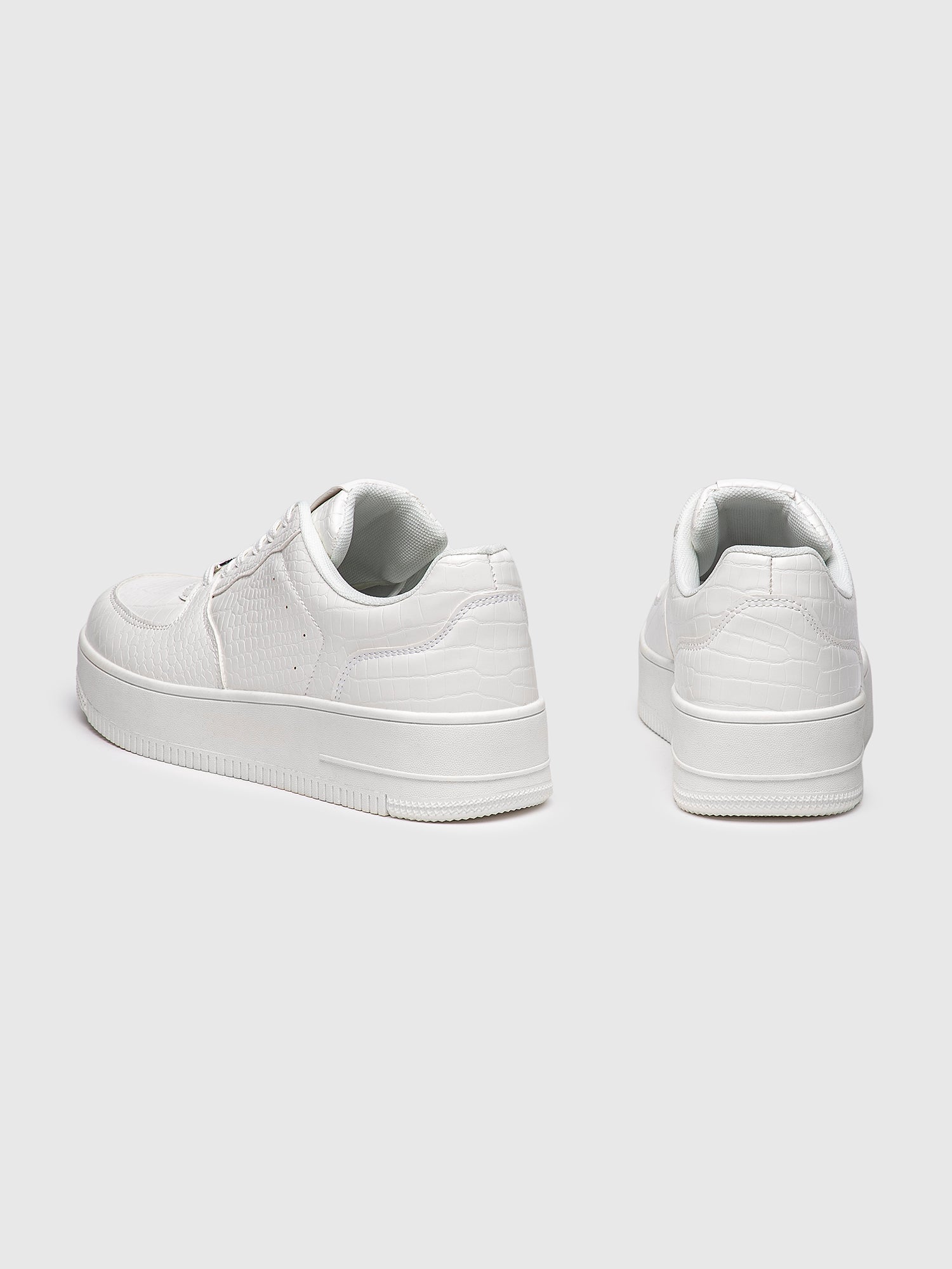 sneakers / White Nature Sneakers