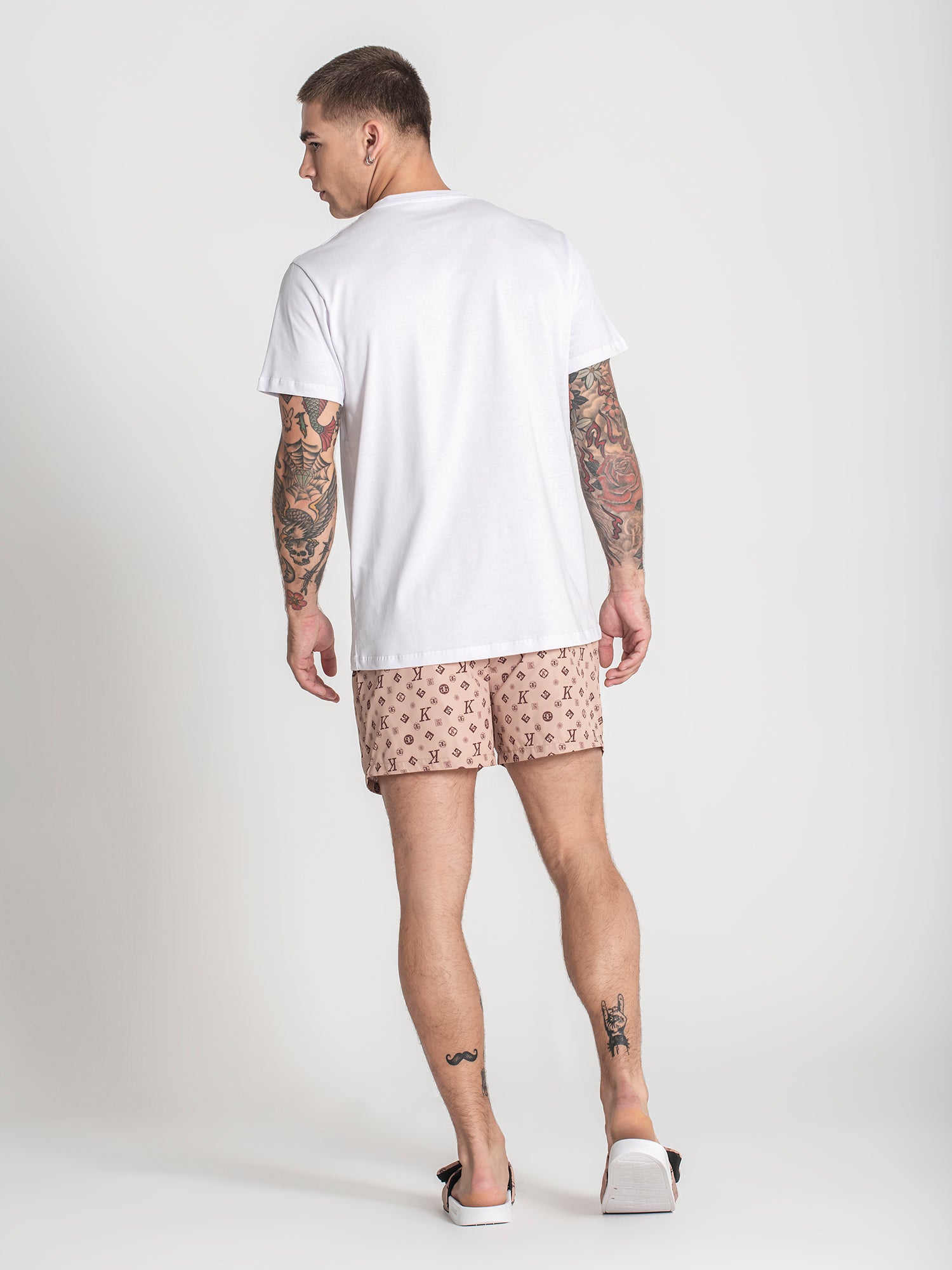 t-shirts / White ChoKo Tee