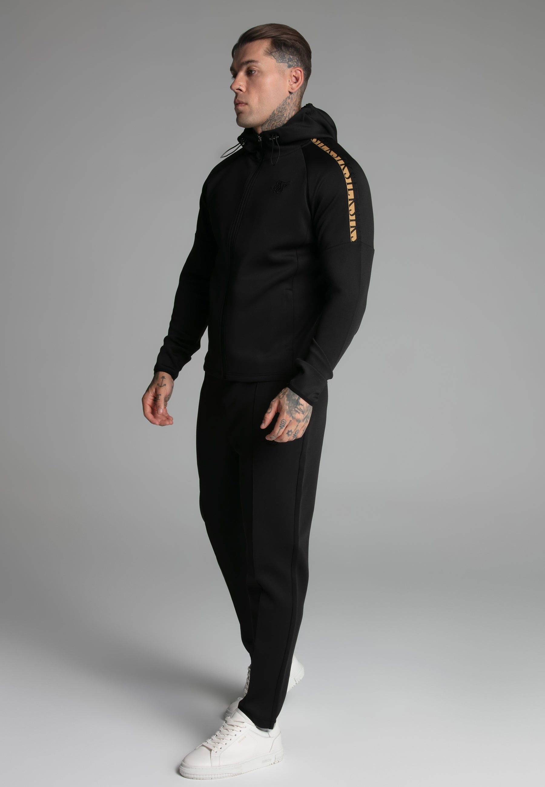 hoodies / Black Full zip Hoodie