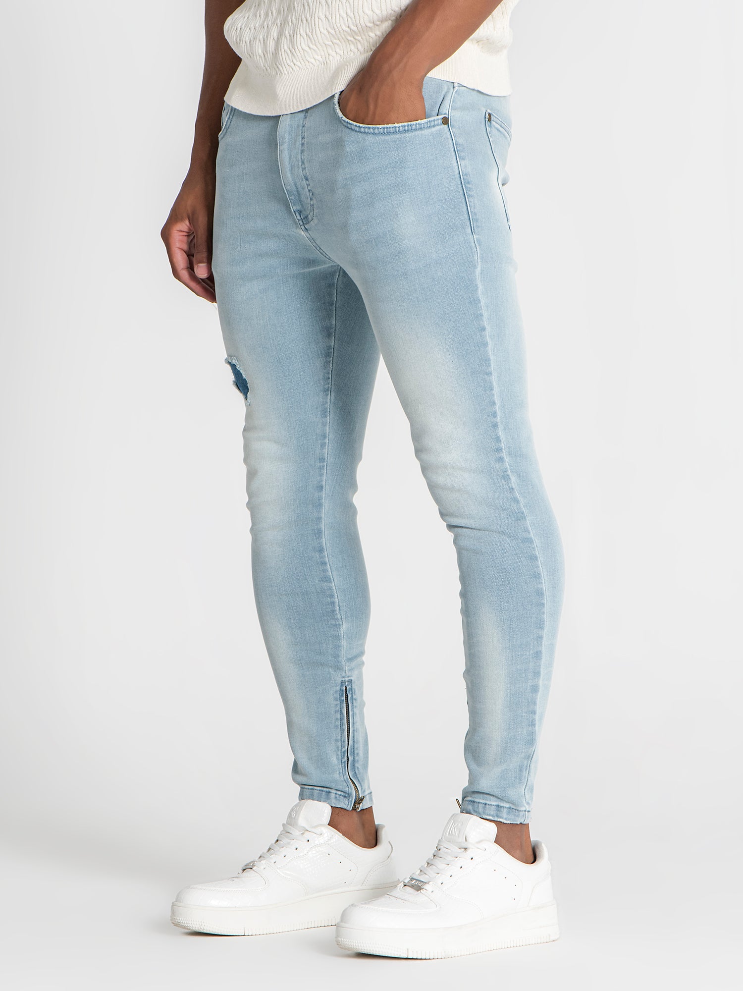 jeans / Light Blue Zipper Jeans