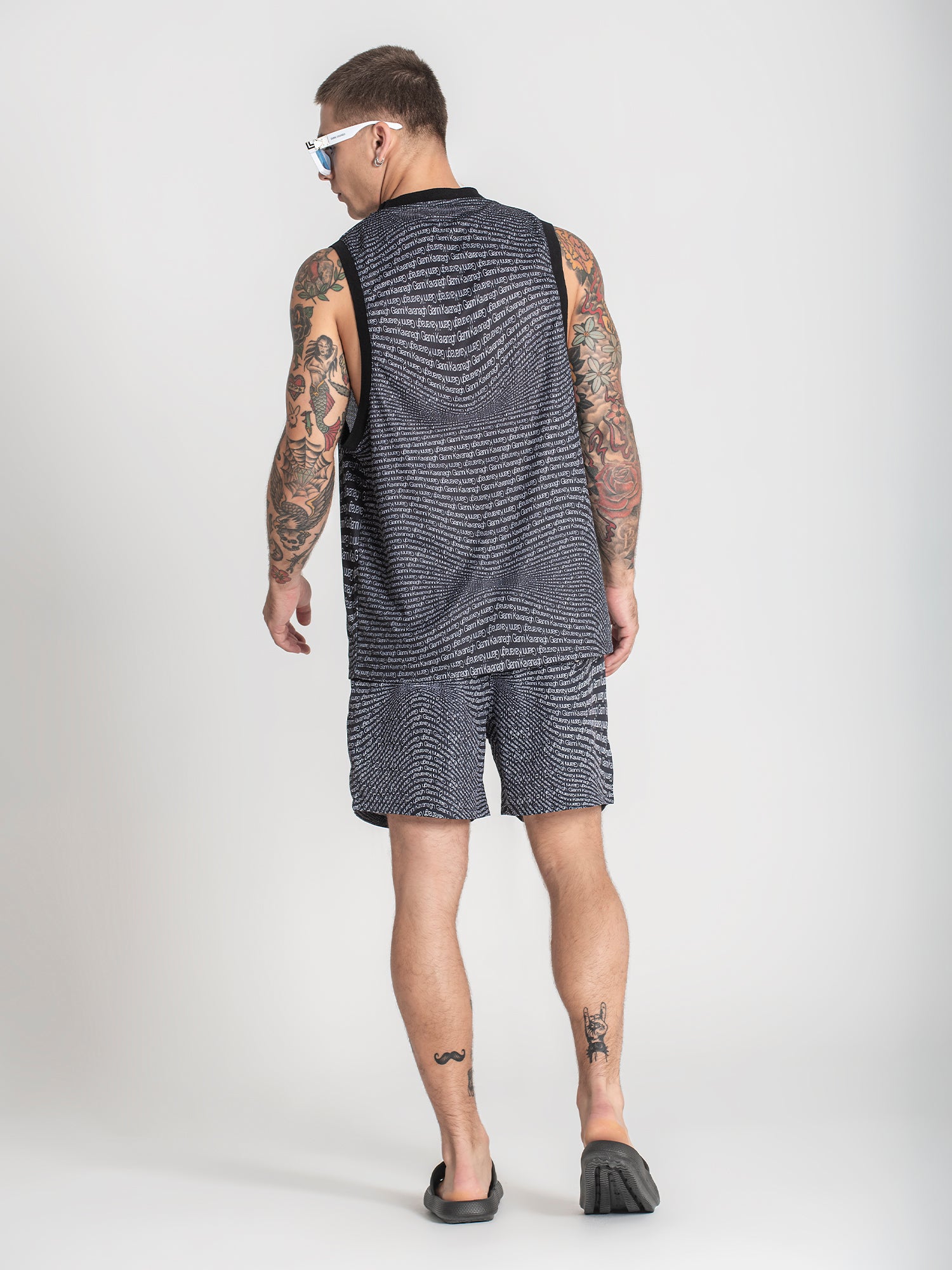 tank tops / Black Dizzy Tanktop