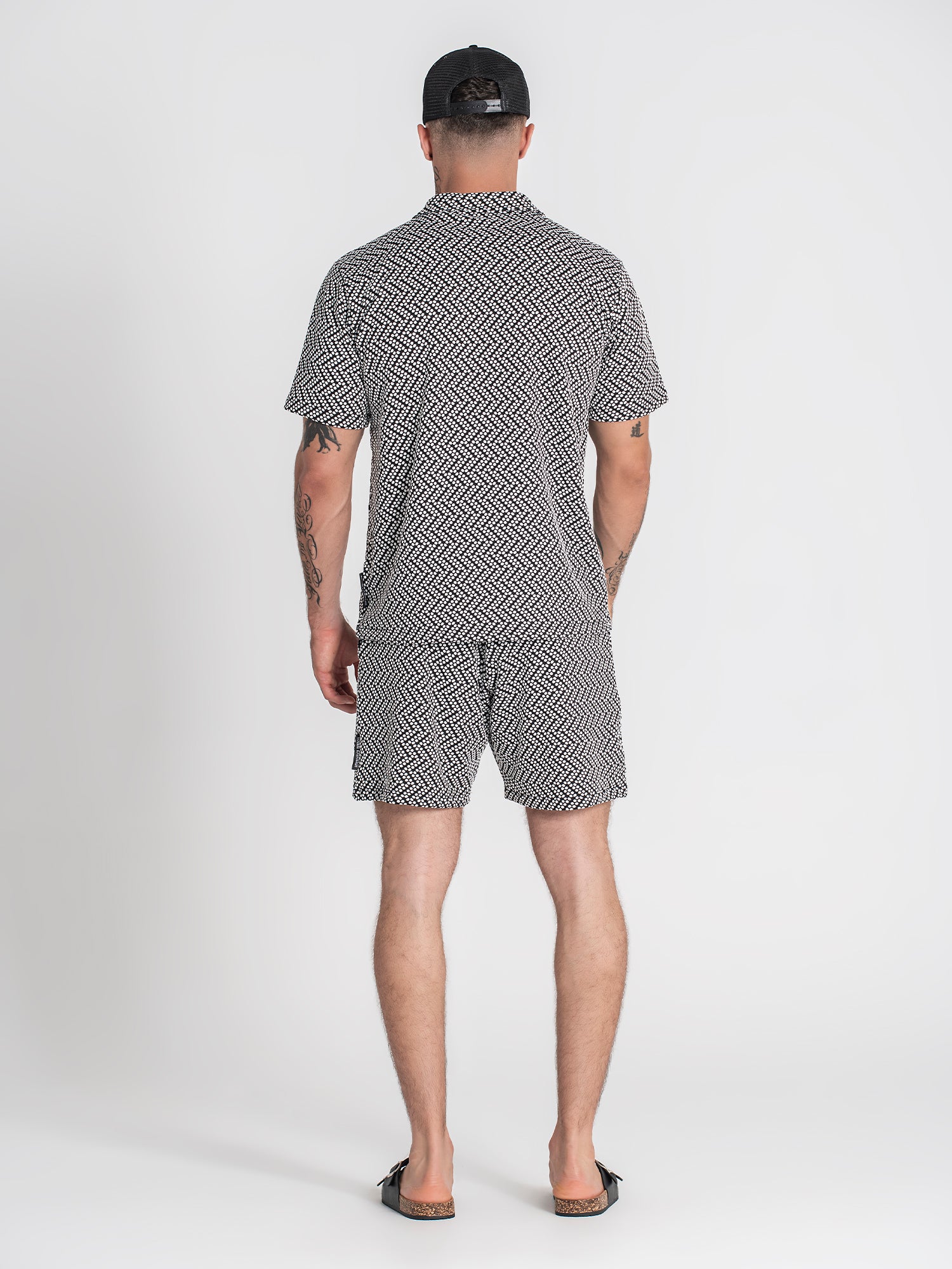 shirts / Black Vibration Shirt