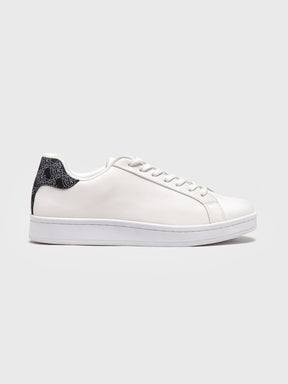 sneakers / White Insignia Edge Sneakers