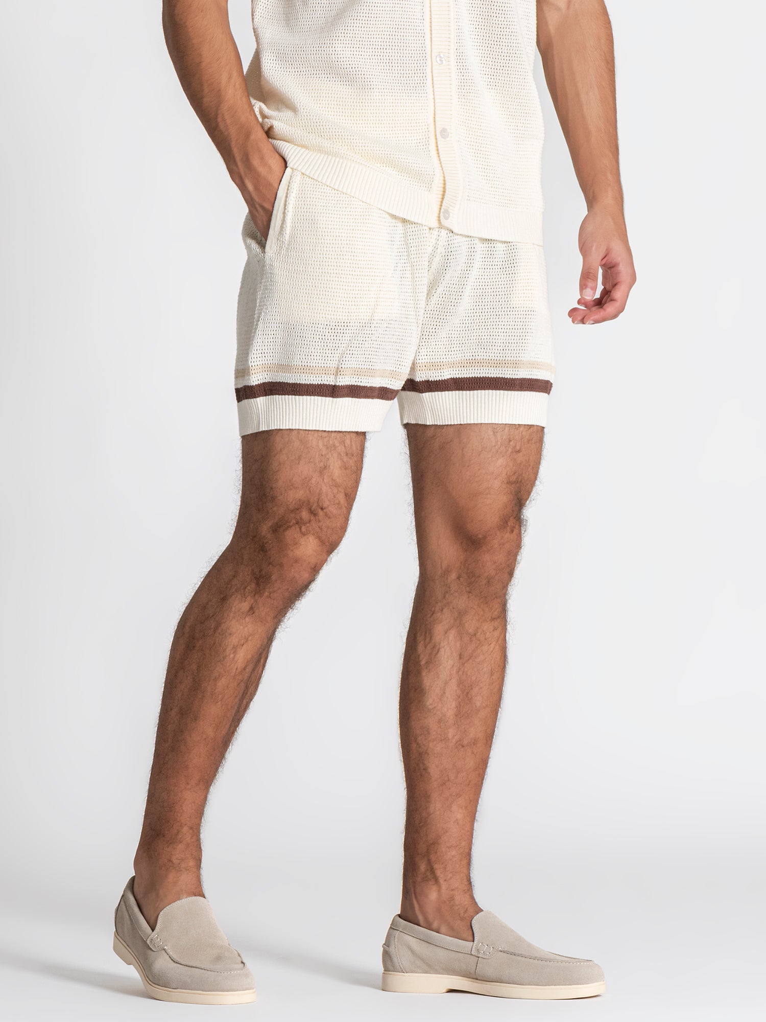 shorts / Grey Soft Court Sneakers