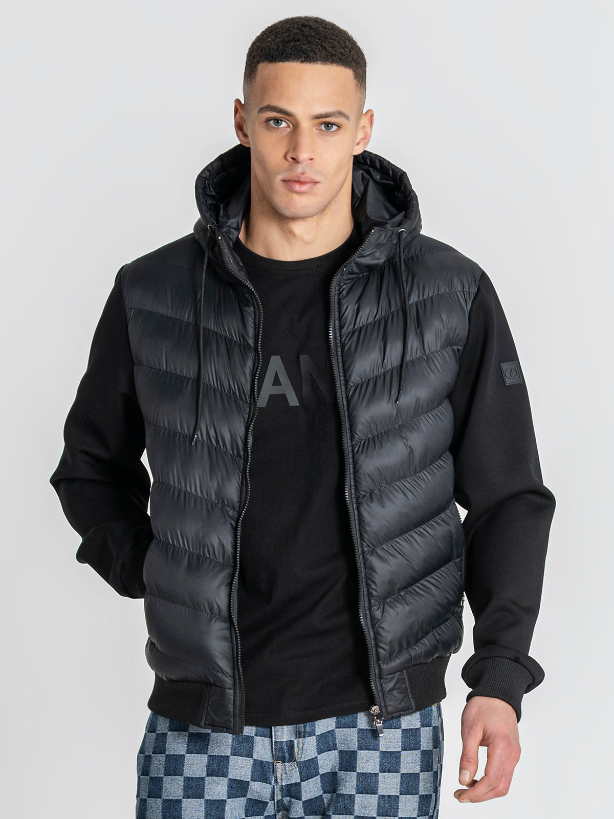 jackets / Black Aero Hoodie Jacket