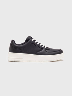 sneakers / Black City Ease Sneakers