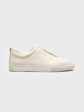 sneakers / White Smart Premium Sneakers
