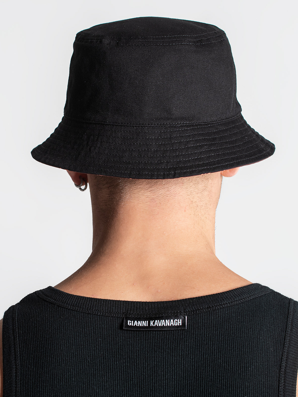 buckets / Black K Bucket Hat