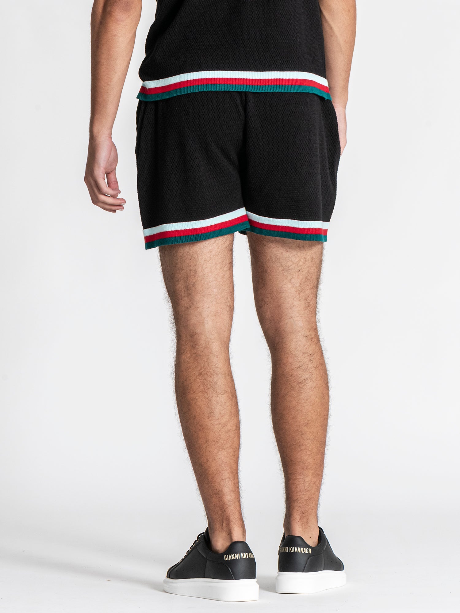 t-shirts / Black Striped GK Knit Set