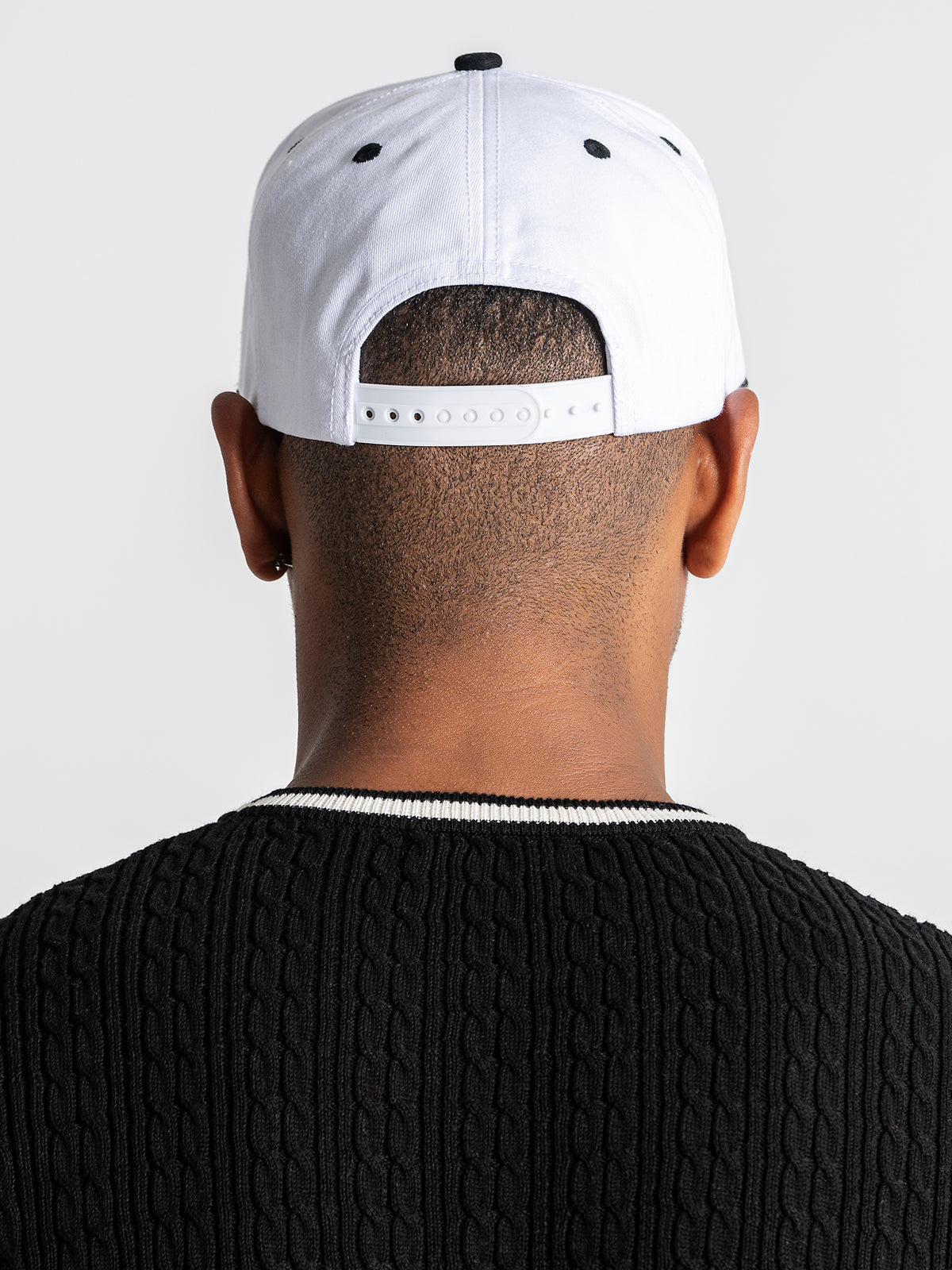 caps / White Trumpet Cap