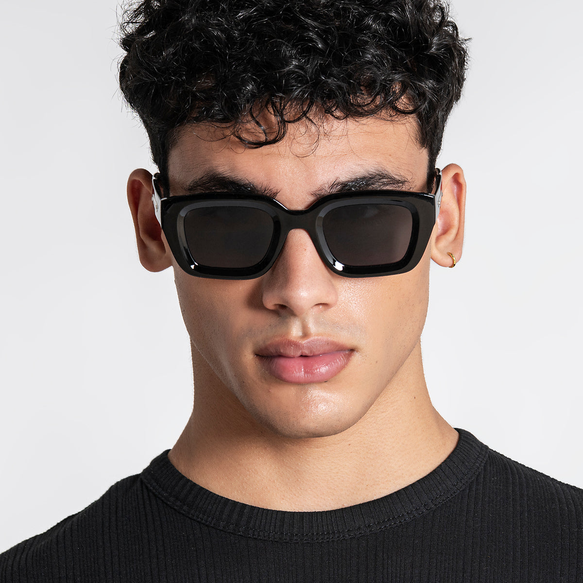 Black Bold Sunglasses | Sunglasses | Gianni Kavanagh