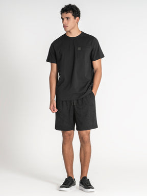 t-shirts / Black Pocket Tee
