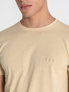 t-shirts / Beige Essence Micro Tee
