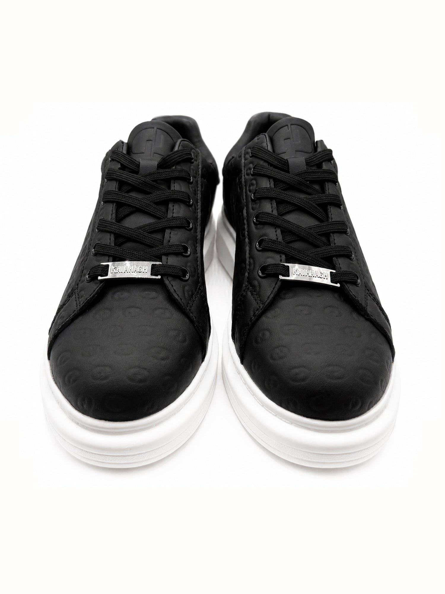 sneakers / Black Sneakers