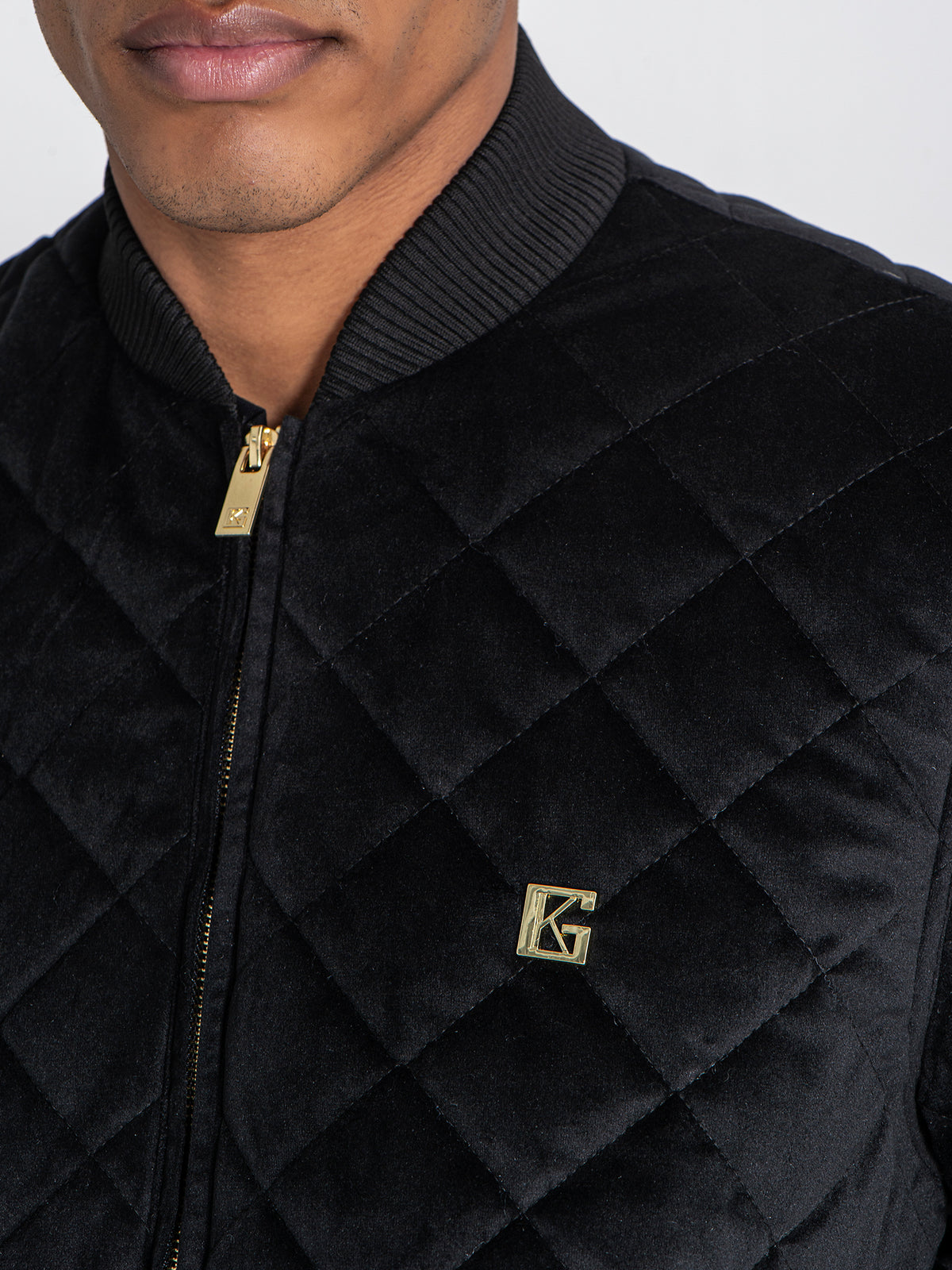 jackets / Black Pillow Velvet Jacket