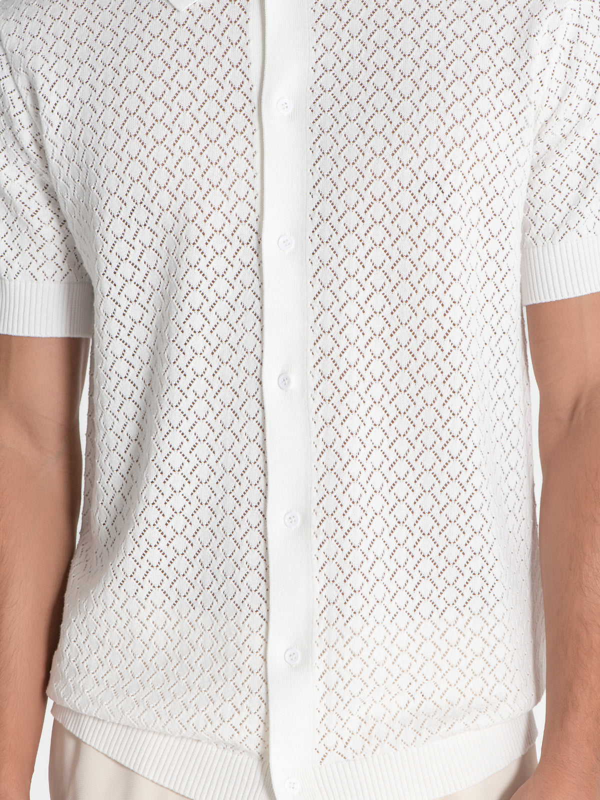 shirts / White Buttoned Knit Shirt
