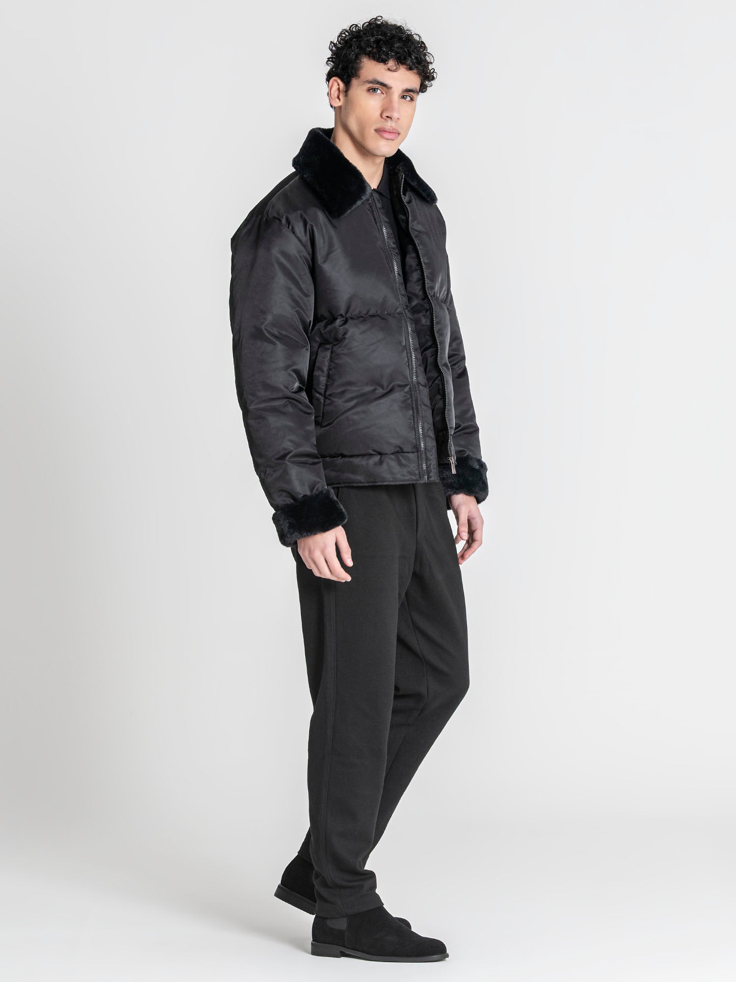 puffers / Black GG Puffer Jacket