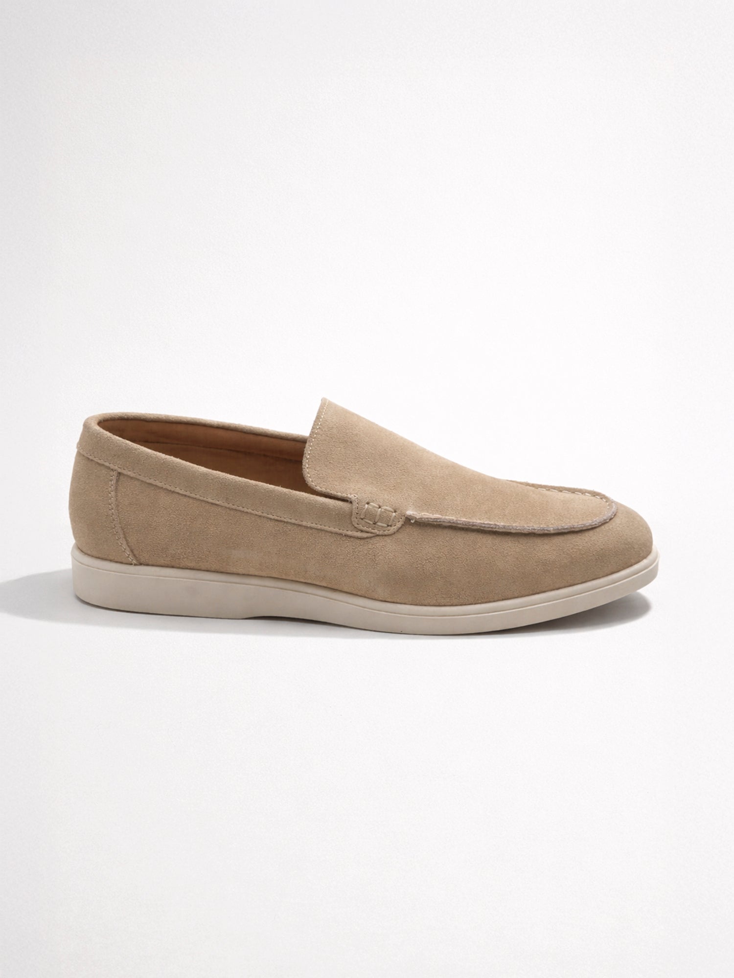 shoes / Beige GK Boat Loafers