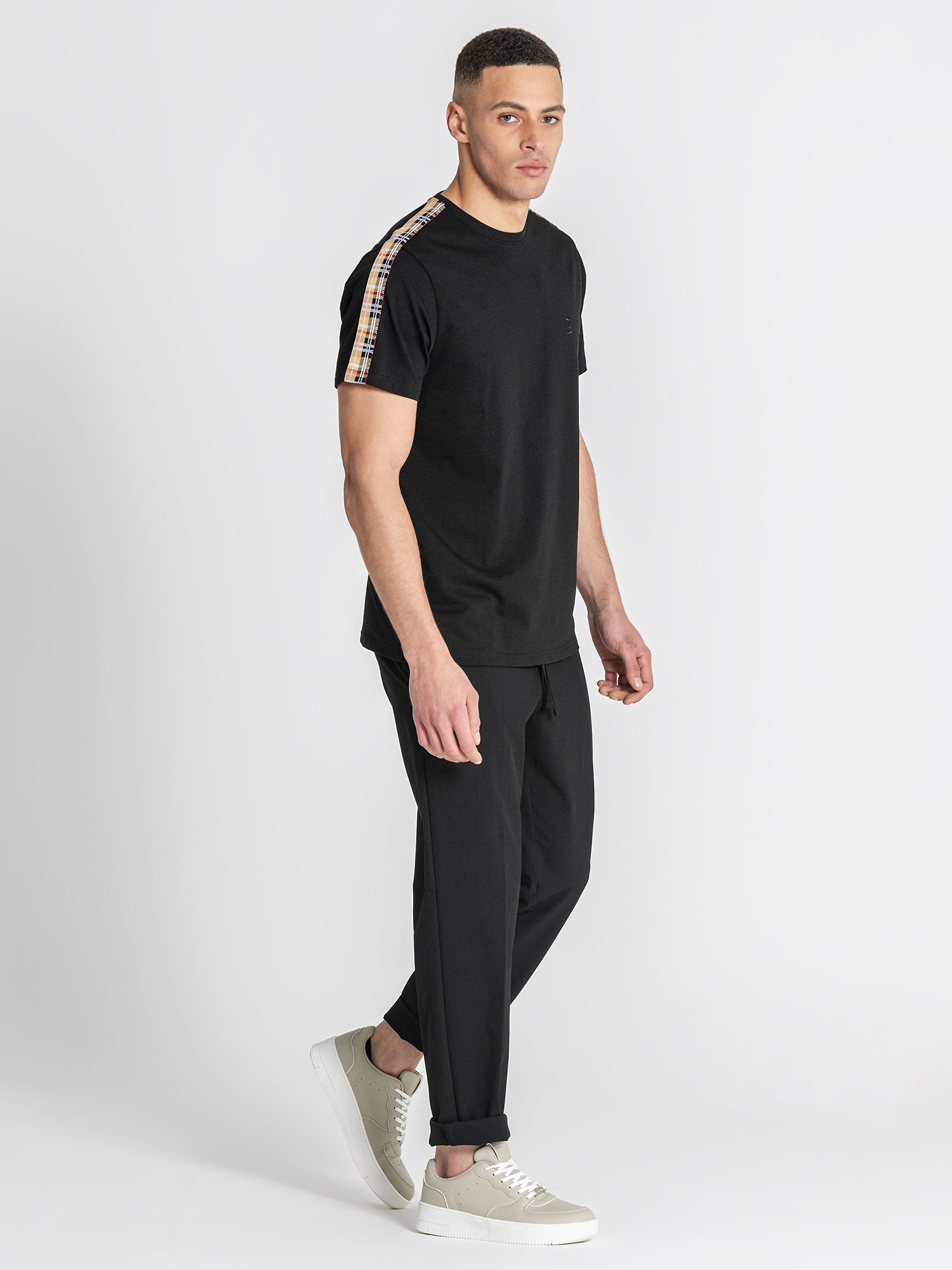t-shirts / Black British Tee