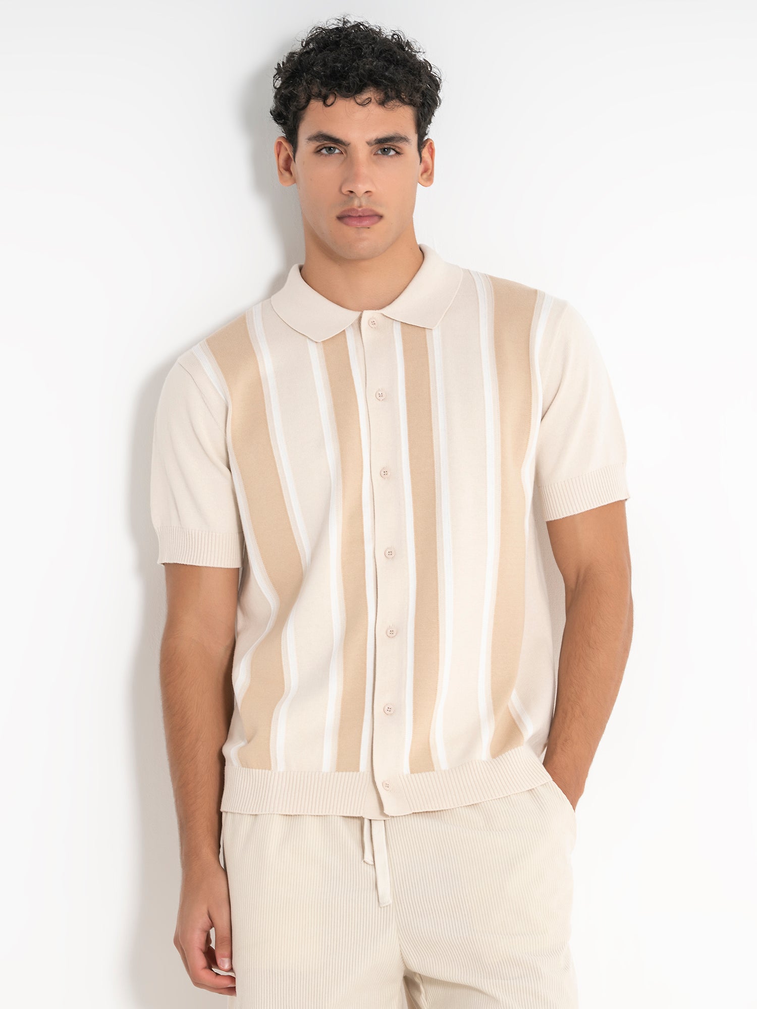 shirts / Beige Retro Knit Shirt