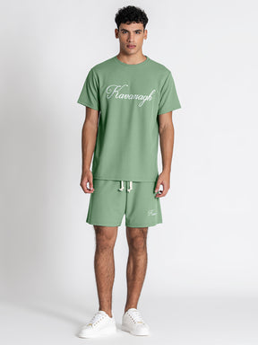 t-shirts / Black Futura Shorts