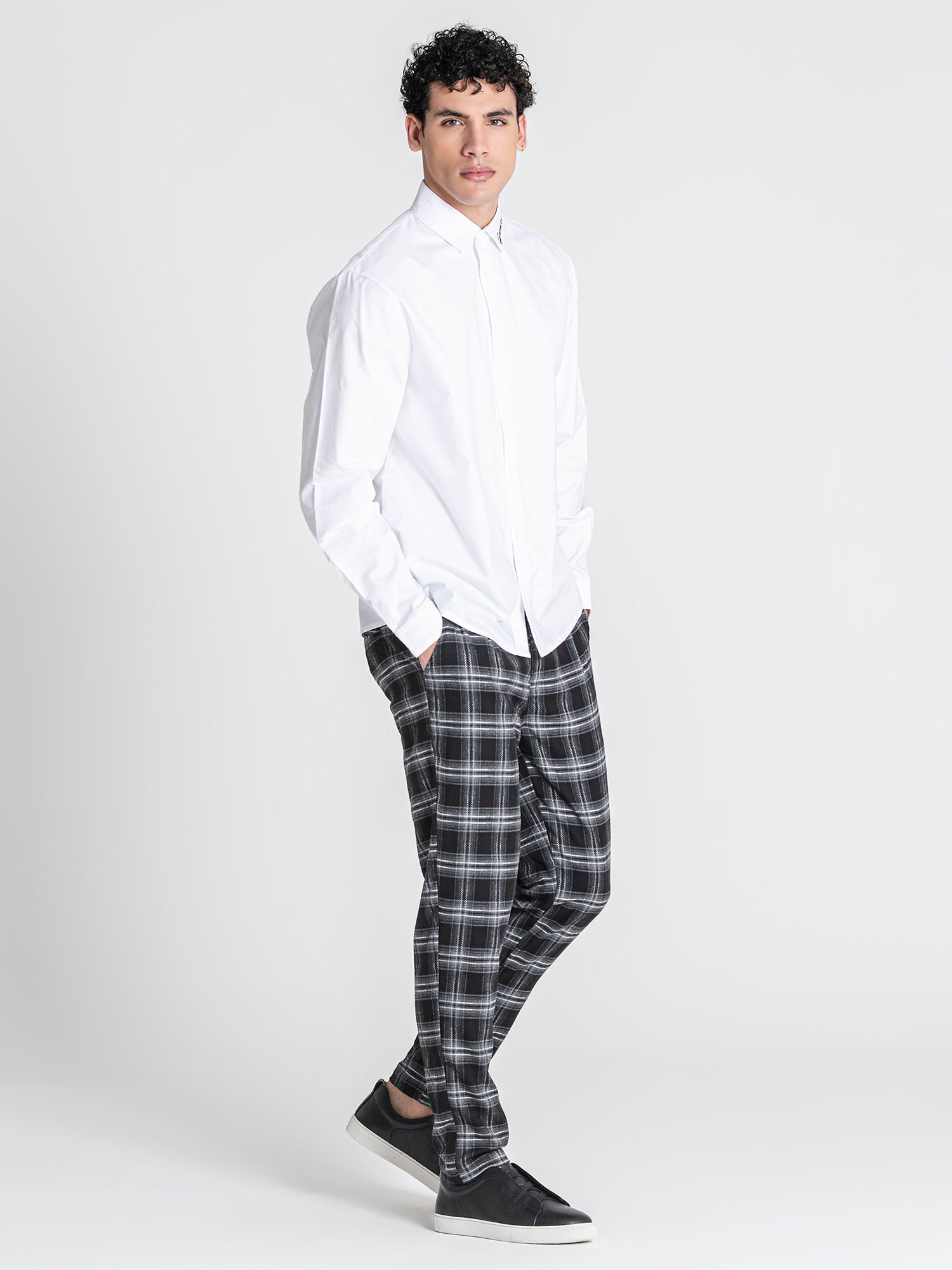 shirts / White Signature Shirt