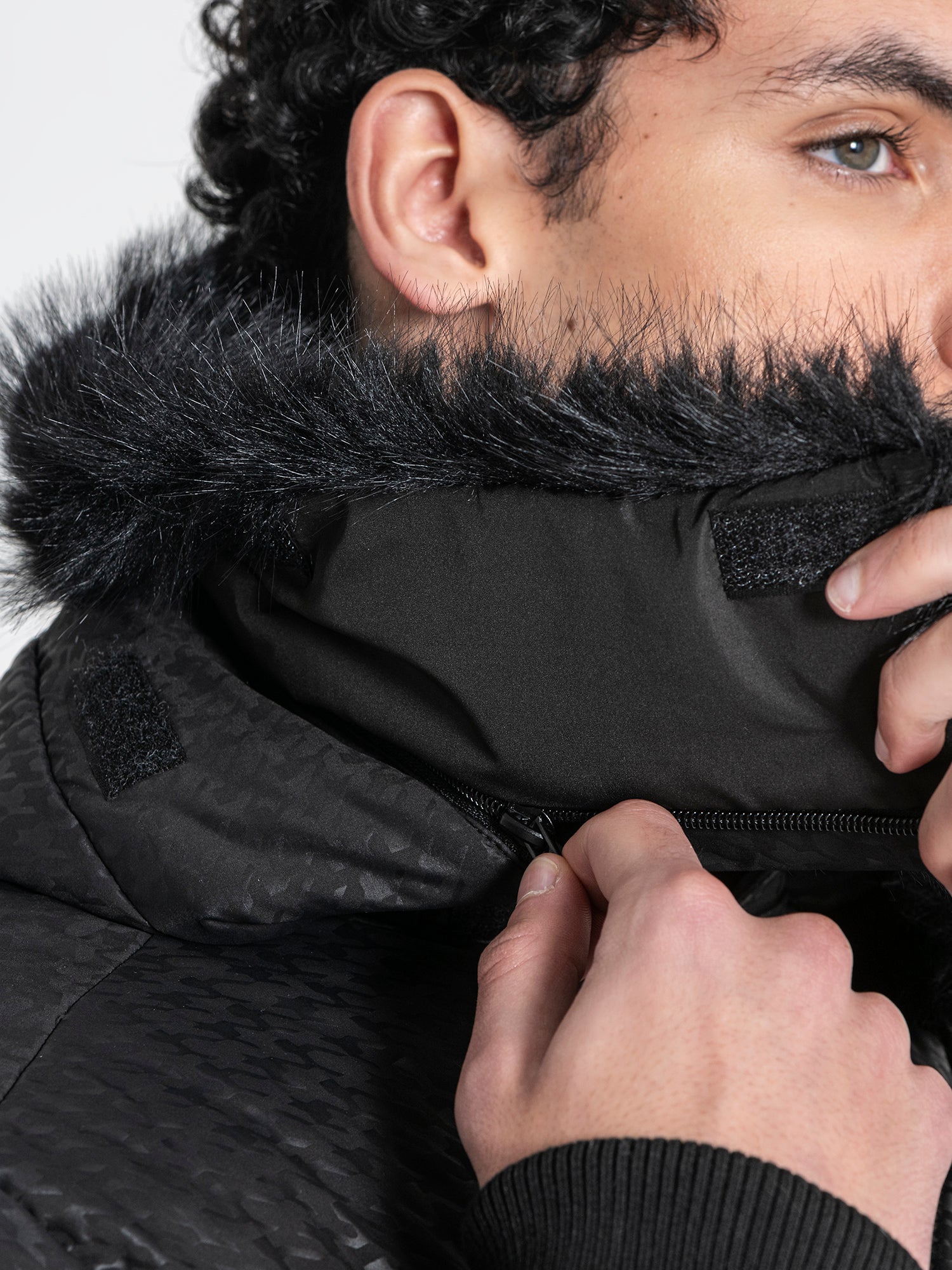 puffers / Black Smart Houndstooth Puffer Jacket