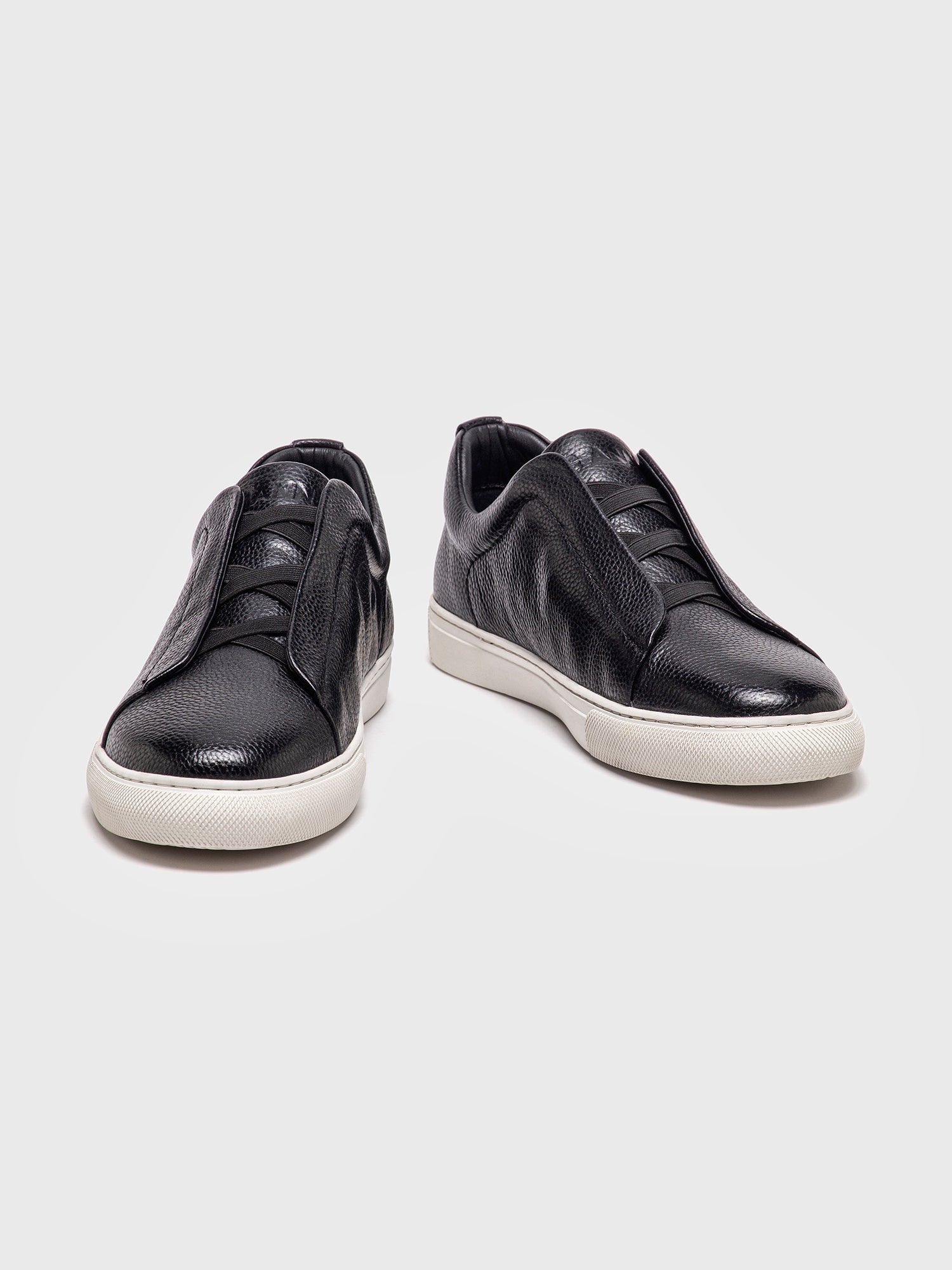 sneakers / Black Smart Premium Sneakers