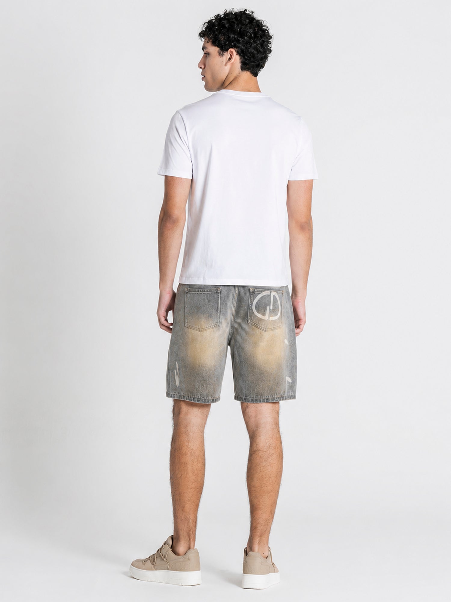 t-shirts / White Atelier Tee