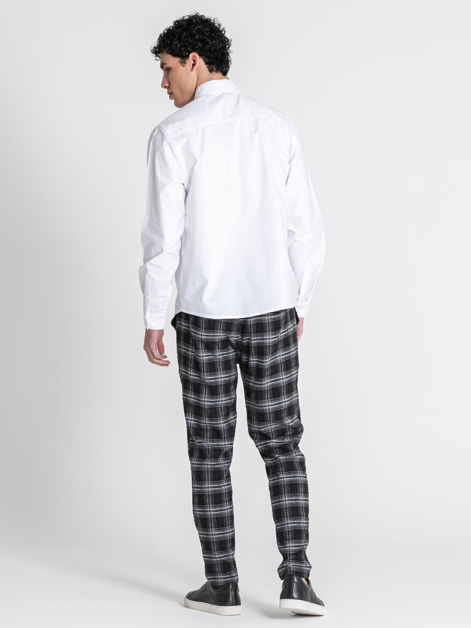 shirts / White Signature Shirt