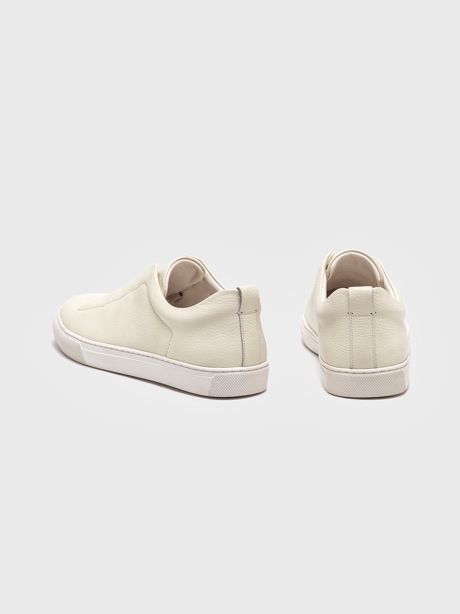 sneakers / White Smart Premium Sneakers