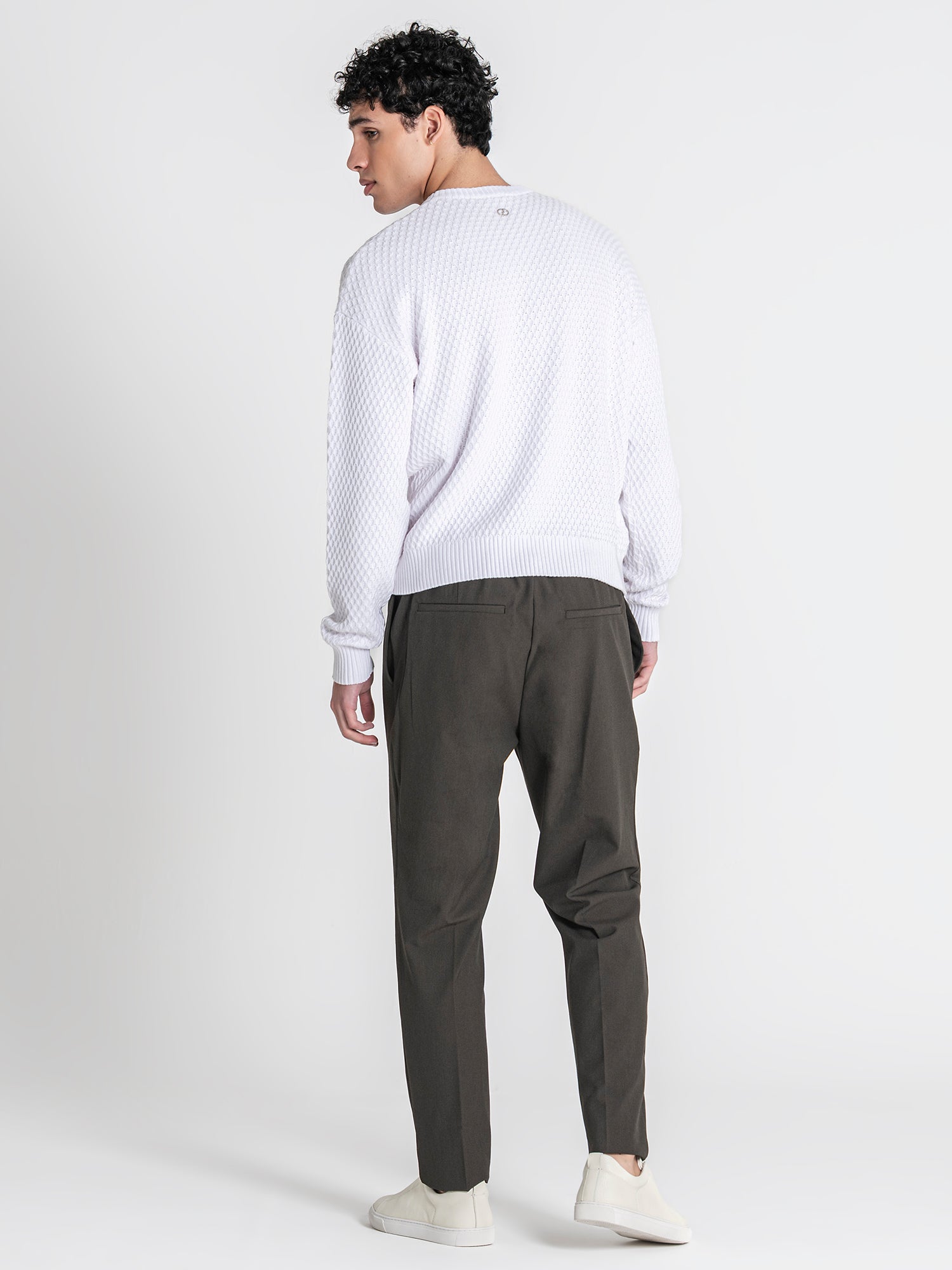 sweats / White Hexa Knit Sweater