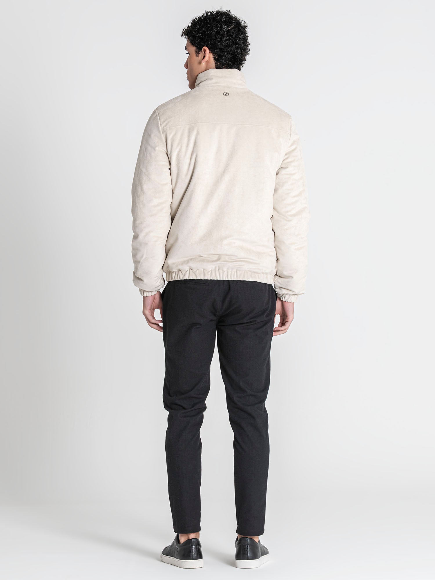 jackets / Beige Essential Jacket