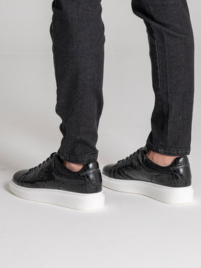sneakers / Black Elevated Sneakers