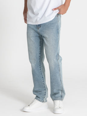 jeans / Light Blue Wash Jeans