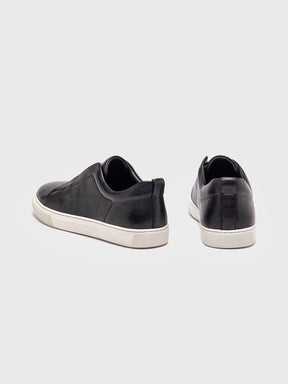 sneakers / Black Smart Premium Sneakers