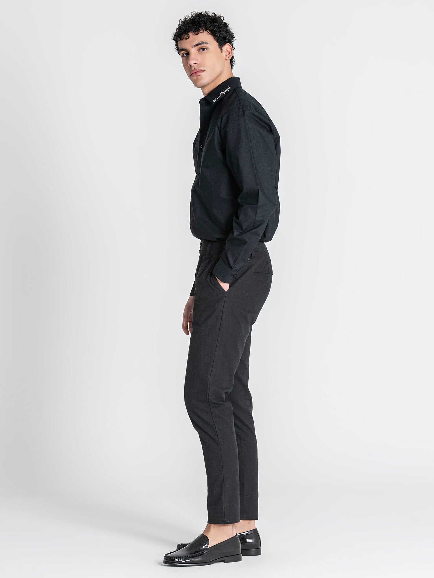 shirts / Black Signature Shirt