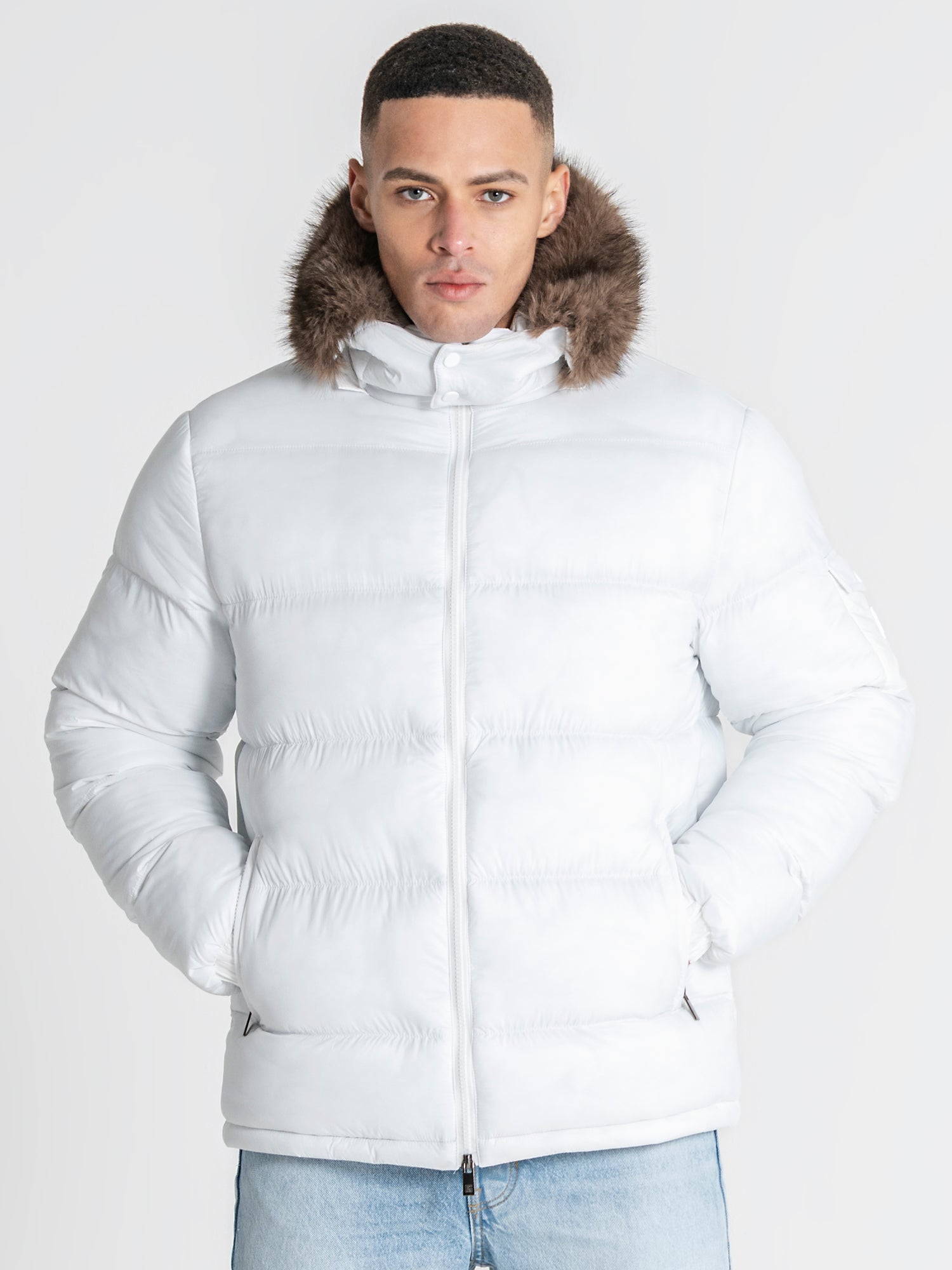 puffers / White GK Puffer Jacket