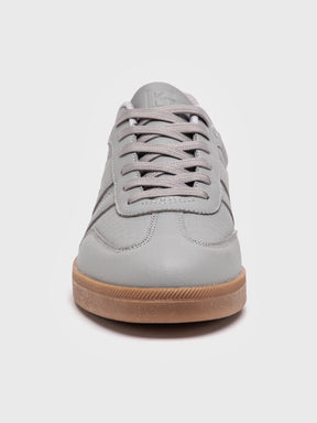 sneakers / Grey Soft Court Sneakers
