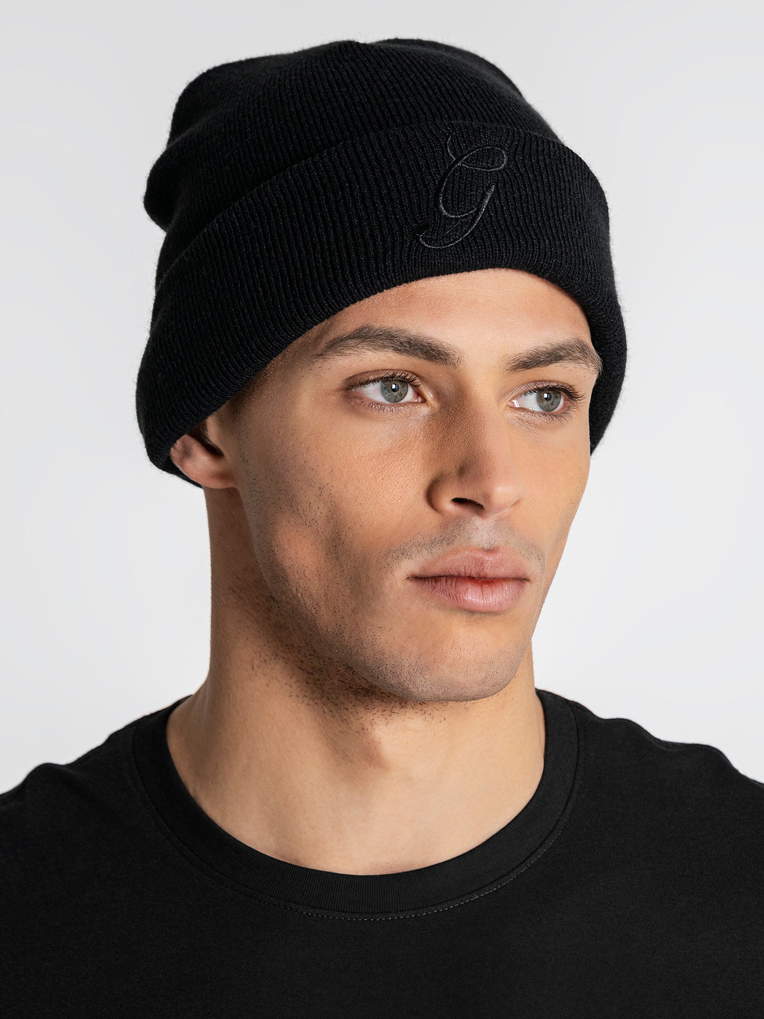 beanies / Black G Beanie