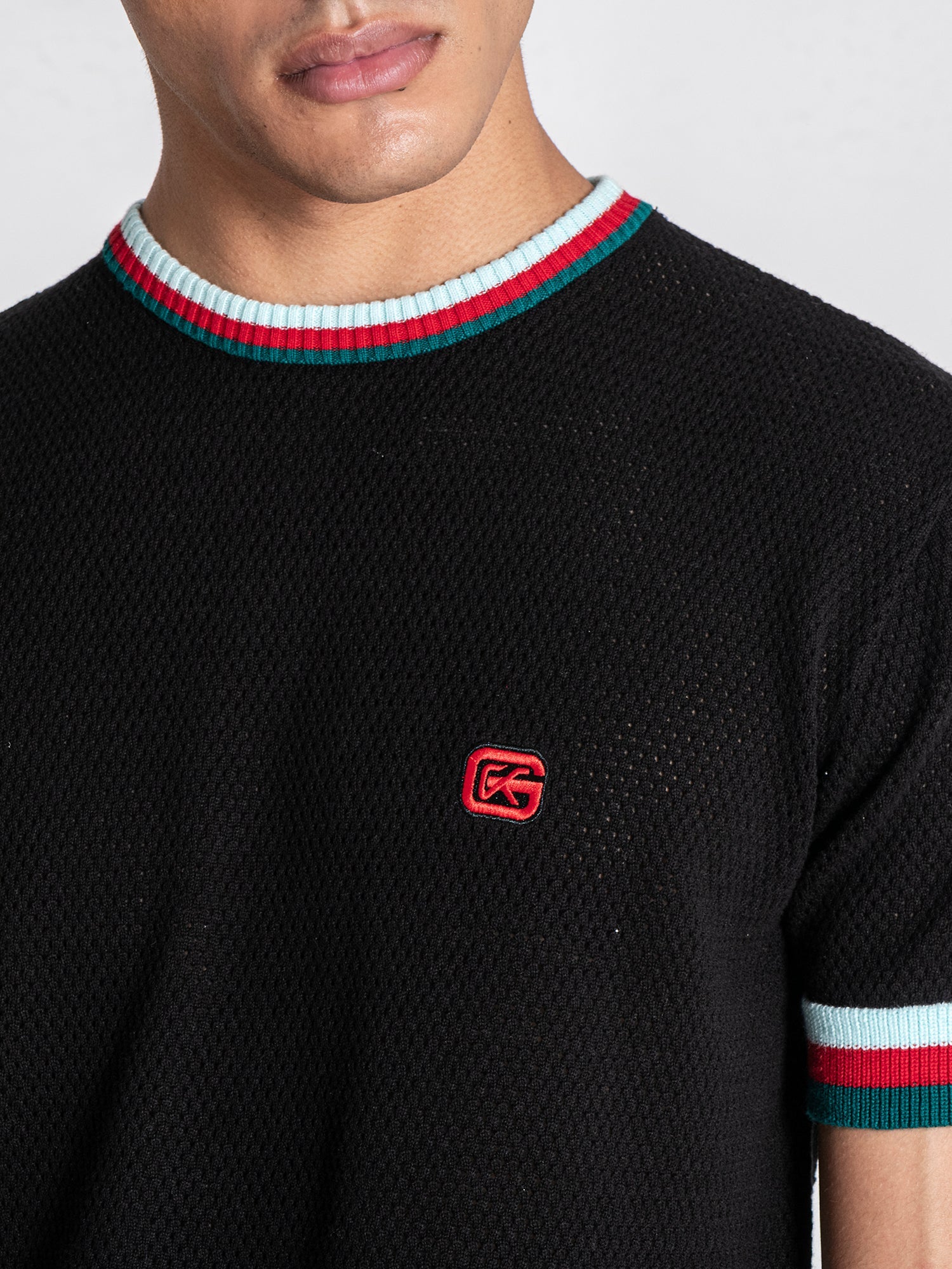 t-shirts / Black Striped GK Knit Set